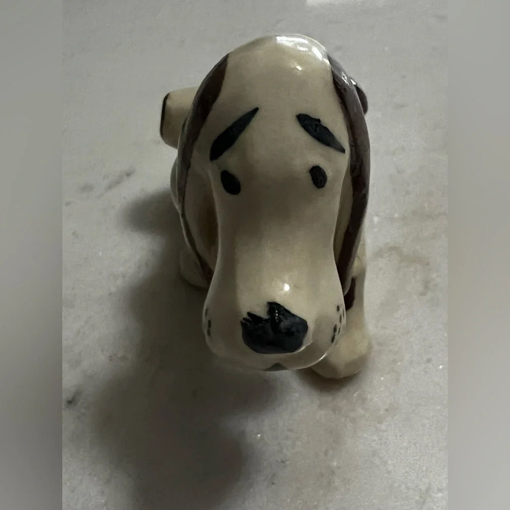Small Vintage MCM Tan/Brown Ceramic Hound Dog Hand Painted No Cracks or Breaks
